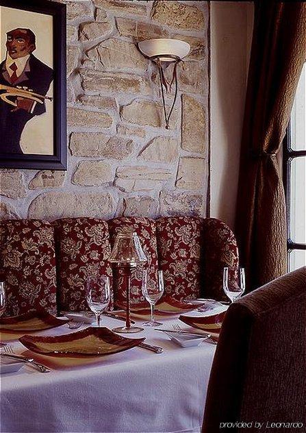 L'Auberge Carmel, Relais & Chateaux レストラン 写真